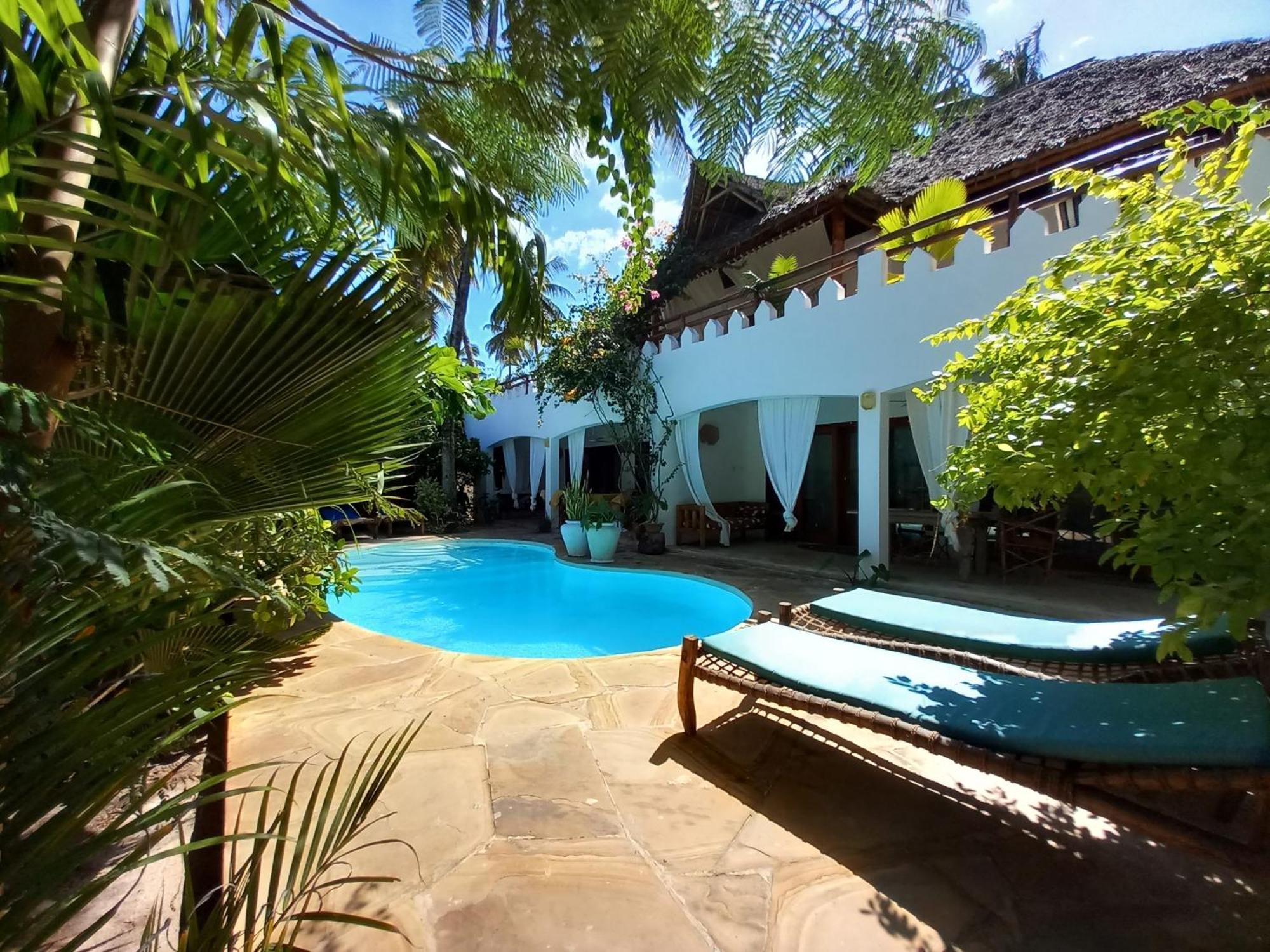 Moyo Apartment Pwani Mchangani Bagian luar foto
